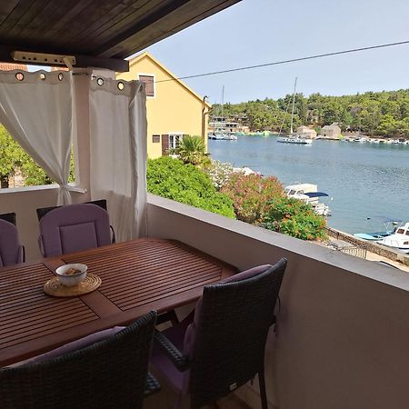 Two-Bedroom Apartment With Sea View,Big Terrase And Garden Stari Grad  Exteriér fotografie