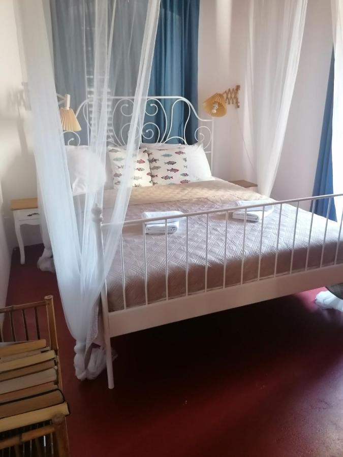 Two-Bedroom Apartment With Sea View,Big Terrase And Garden Stari Grad  Exteriér fotografie